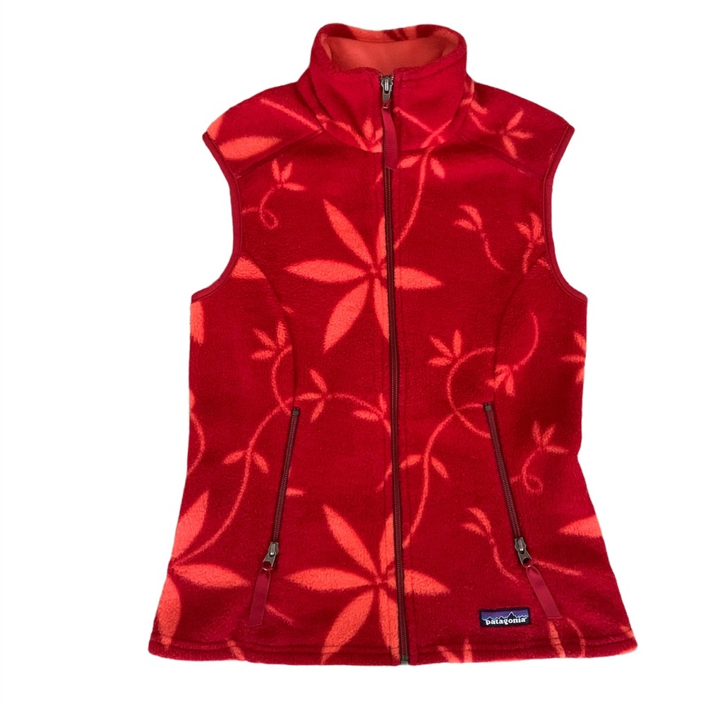 💥1 Day Sale💥 Patagonia Red Floral Synchilla Vest